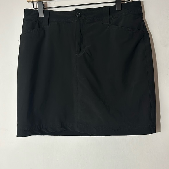 Eddie Bauer Women’s Black Skort 14 - Picture 1 of 4